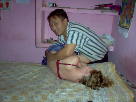 Tibetan massage 059